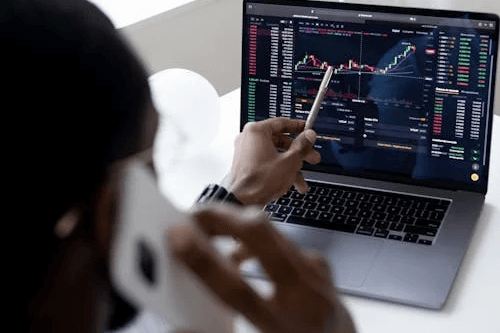 Paragonix AI Gemeinschaft und Unterstützung